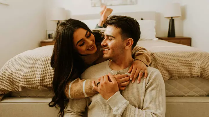 Study of 579 Adults in Relationships Links 2 Bedroom Habits to Women Having More Orgasms