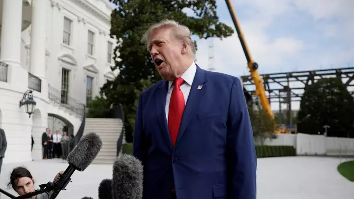 Trump, Zelenskiy ilə gərginliyin artması ilə Rusiyaya sanksiyaları ləğv edir