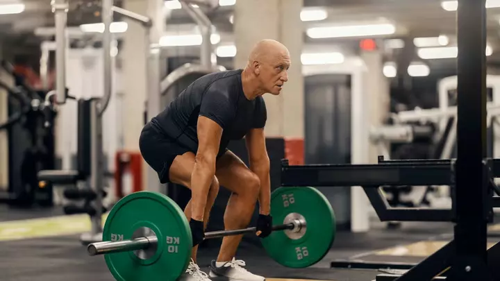 The One Deadlift Variation Men Over 40 Should Try for Building Serious Strength