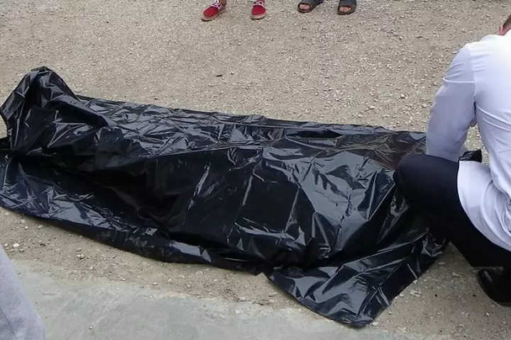 Qazaxda küçədə meyit tapılıb